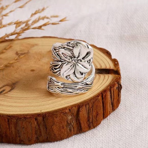 Boho Floral Lily Spoon Ring #761 - Picture 9 of 9